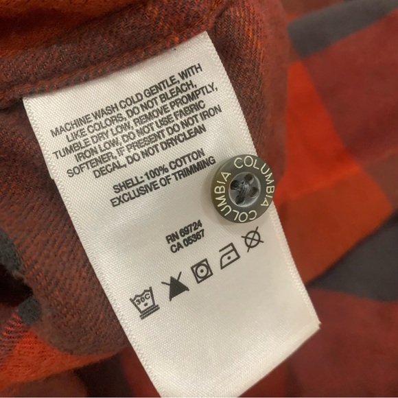 Columbia‎ Red and Black Plaid Long Sleeve Button Up XL Casual Regular Fit - Picture 6 of 6